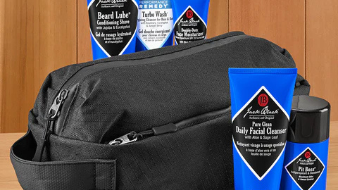 Mens travel toiletries